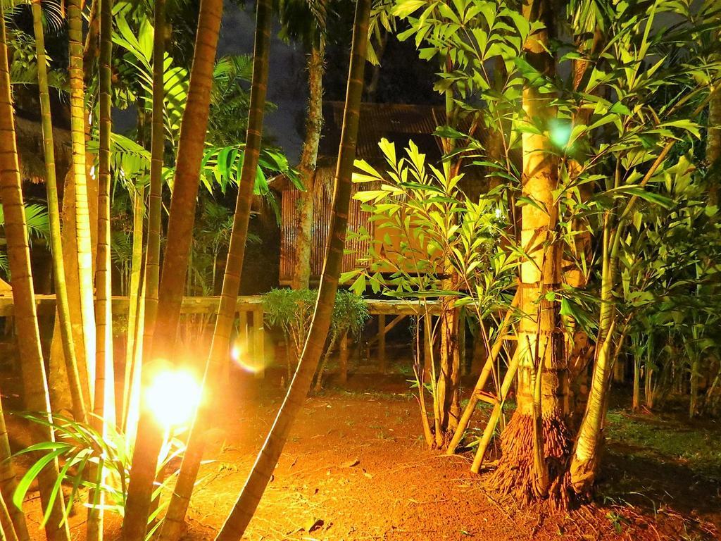 Bamboo Hideaway Resort Mak-sziget Kültér fotó