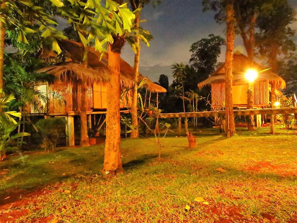 Bamboo Hideaway Resort Mak-sziget Kültér fotó