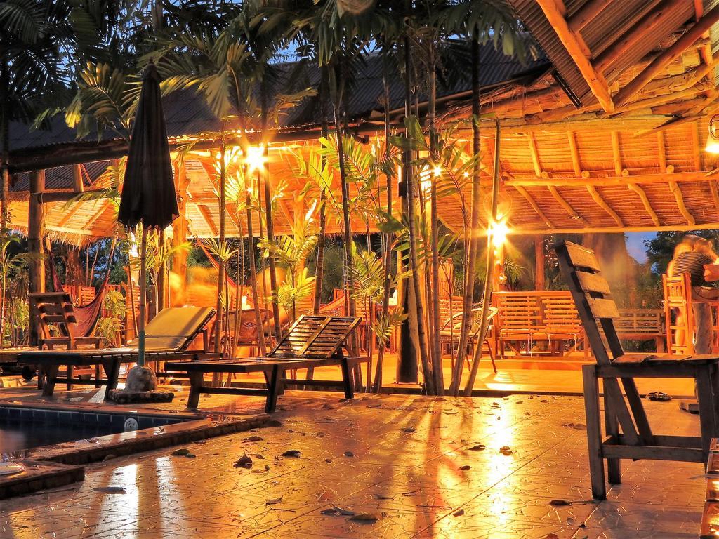 Bamboo Hideaway Resort Mak-sziget Kültér fotó