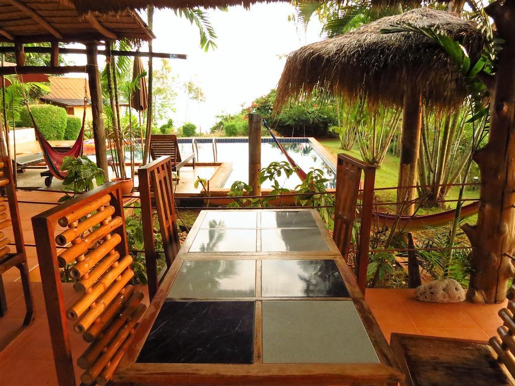 Bamboo Hideaway Resort Mak-sziget Kültér fotó