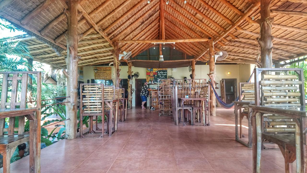 Bamboo Hideaway Resort Mak-sziget Kültér fotó