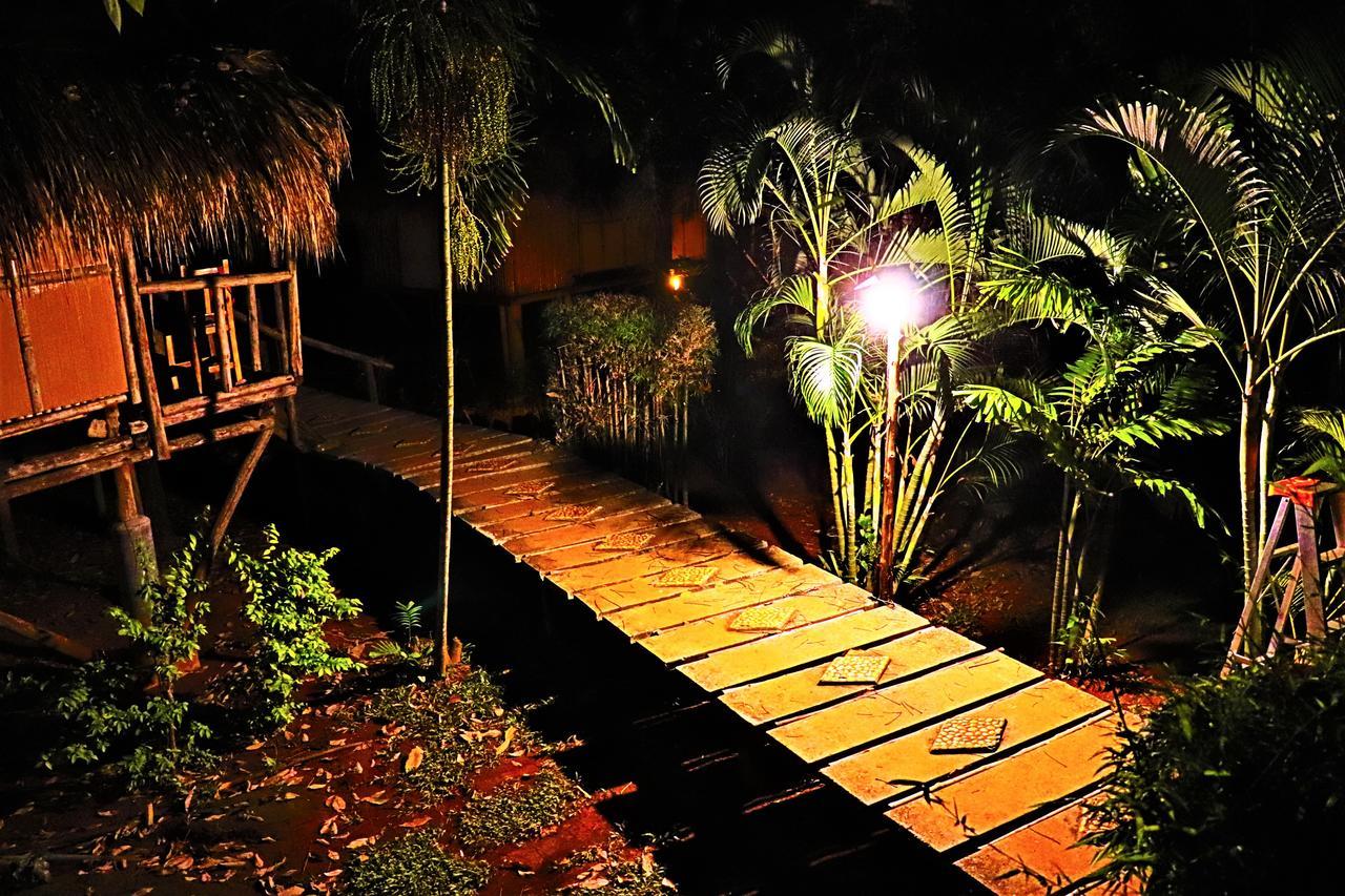 Bamboo Hideaway Resort Mak-sziget Kültér fotó