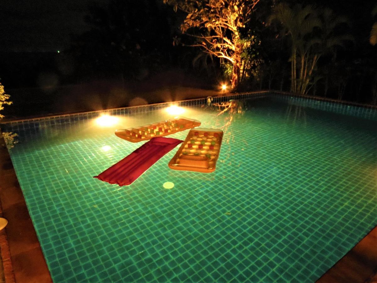 Bamboo Hideaway Resort Mak-sziget Kültér fotó
