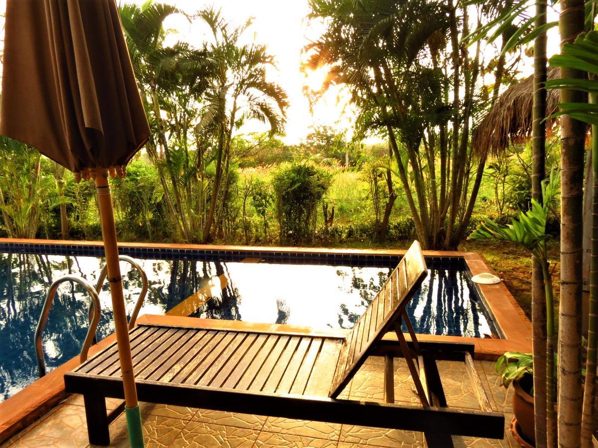Bamboo Hideaway Resort Mak-sziget Kültér fotó