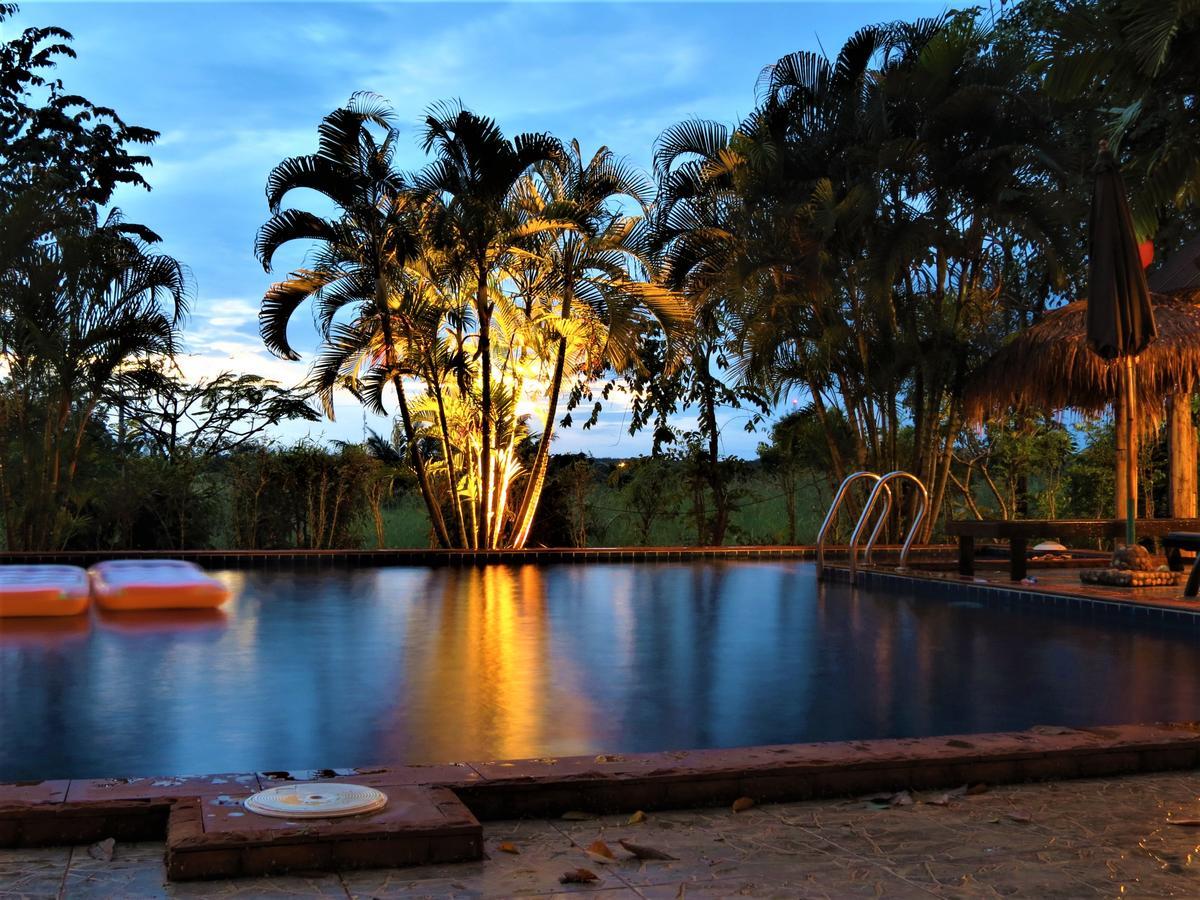 Bamboo Hideaway Resort Mak-sziget Kültér fotó